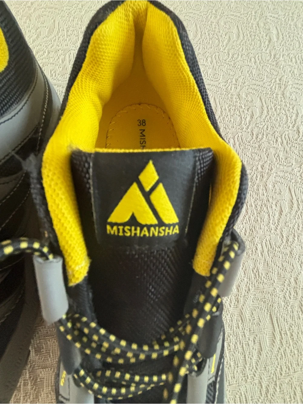 Mishansha Black and Yellow Athletic Slip-On Mens Sneakers